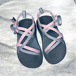 Chaco toddler girls sandals sz 11
